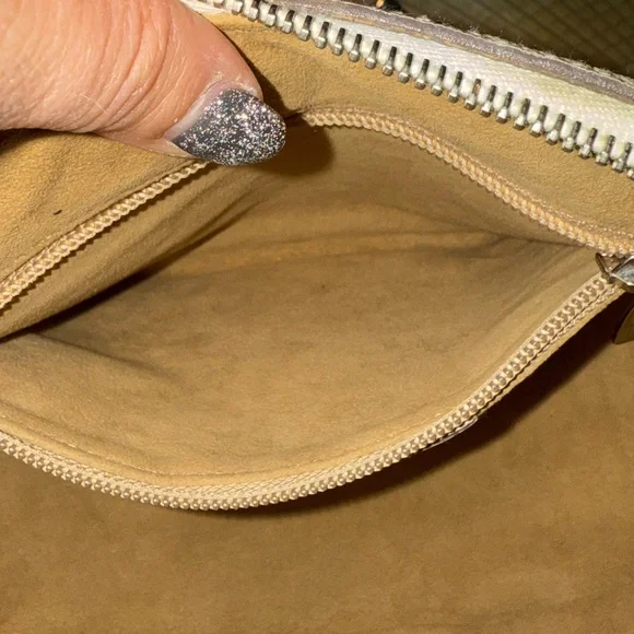 Authentic Salvatore Ferragamo Purse - Picture 10 of 11